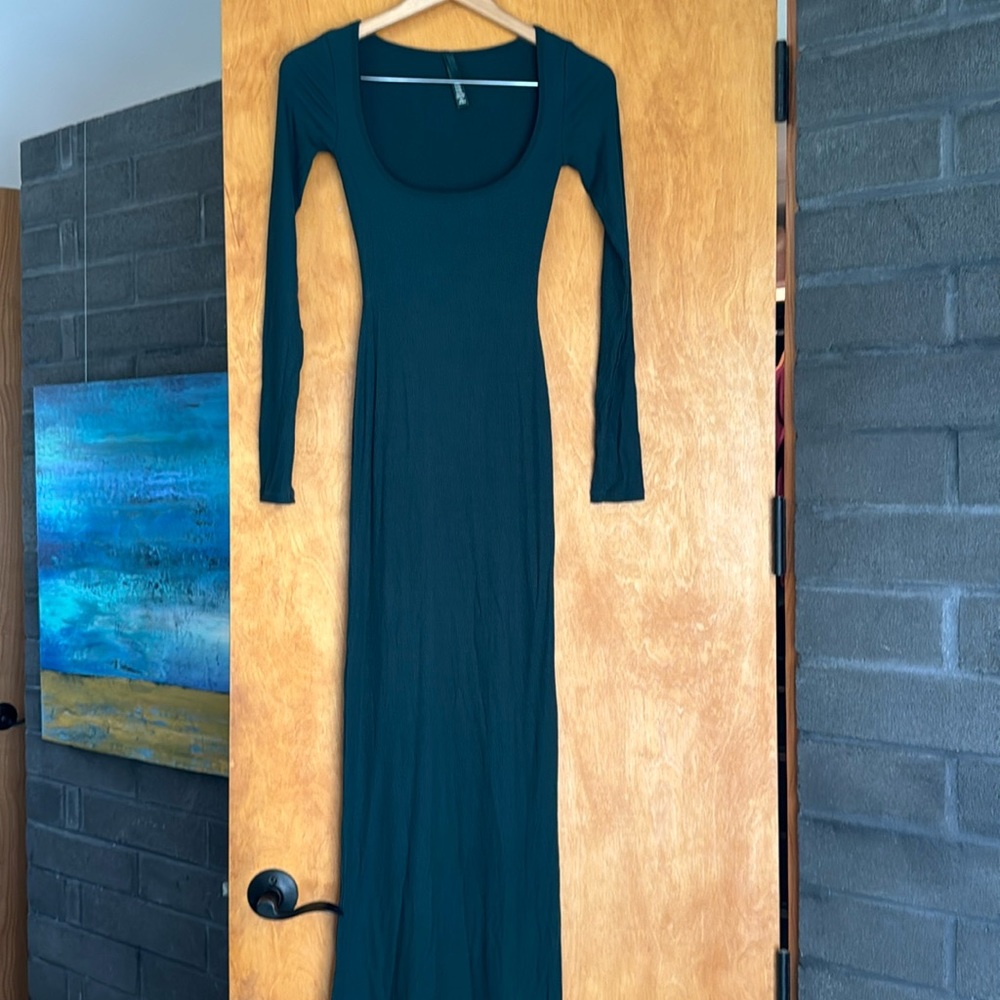 Skims xs small long green dress